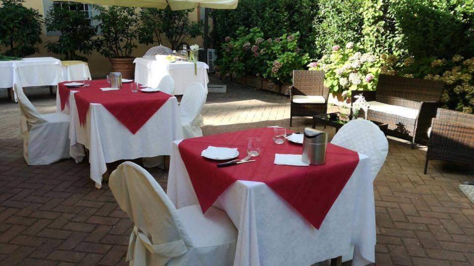 Pugnano Relais Villa Poschi מראה חיצוני תמונה
