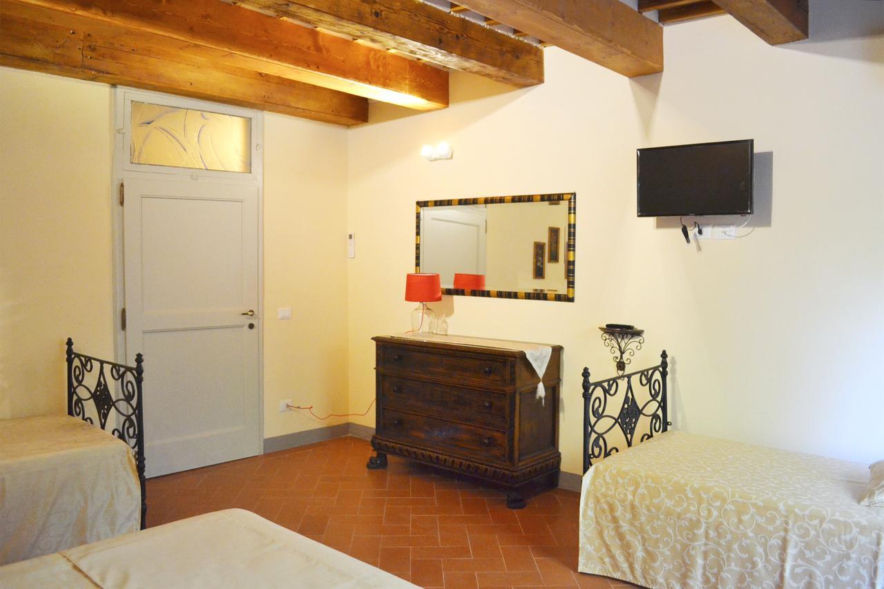 Pugnano Relais Villa Poschi מראה חיצוני תמונה